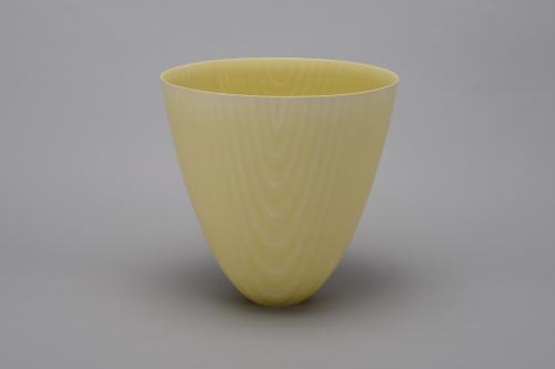 彩刻磁黄釉深鉢