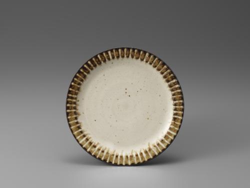 白釉鎬プレート（M)