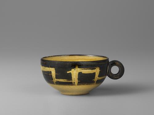 鉄釉枝文コーヒー碗